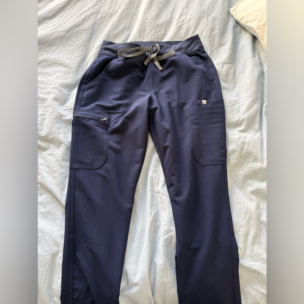 Figs Straight leg navy blue scrub pants